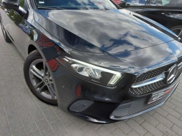Mercedes Klasa A W177/V177 Hatchback 1.5 180d 116KM 2019 Mercedes-Benz Klasa A Navi Kamera Klimatronik Elektryka Sensor PDC Alu 1.5, zdjęcie 3