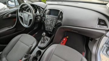 Opel Astra K Sports Tourer 1.4 Twinport 100KM 2016 Opel Astra 1.4i 101PS OPŁACONY Bezwypadkowy, zdjęcie 18