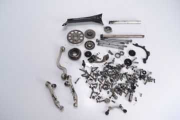 Śruby stelaż wypełnienie KTM 690 DUKE 12-15