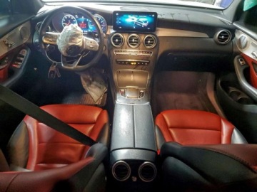 Mercedes GLC C253 2021 Mercedes-Benz GLC Coupe 300 4Matic 2021 2.0 Benzyna 255KM, zdjęcie 8