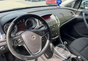 Opel Astra J Sports Tourer Facelifting 1.7 CDTI ECOTEC 110KM 2014 Opel Astra Pierwszy wlasciciel Serwisowany 1.7 Diesel 110KM, zdjęcie 9