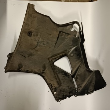 HONDA VFR 800 RC46 БОКОВОЙ ОБЛЕКАТЕЛЬ ПЛАСТМАССОВЫЙ