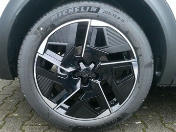 Peugeot 408 2025 Od ręki - GT e-DCS 1.2 mHEV 145KM / Pakiet Bezpieczeństwo, zdjęcie 10