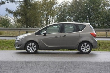 Opel Meriva II Mikrovan Facelifting 1.6 CDTI Ecotec 110KM 2016 Opel Meriva 1.6CDTI doinwestowany nawigacja hak, zdjęcie 3