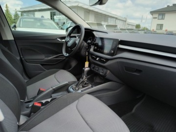 Skoda Fabia IV 1.0 TSI 110KM 2023 Skoda Fabia 1.0 TSI 110KM Ambition DSG, Salon PL,, zdjęcie 9