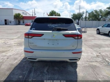 Mitsubishi Outlander III 2024 Mitsubishi Outlander SE 2024 2.5L 2.5 Benzyna 181KM, zdjęcie 4