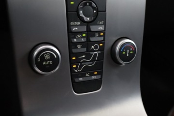 Volvo C30 Hatchback 3d 1.6 D DRIVe 109KM 2010 Volvo C30 1.6 D, Klima, Klimatronic, Tempomat, zdjęcie 15