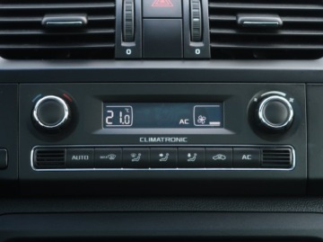 Skoda Roomster Mikrovan Facelifting 1.2 TSI 105KM 2012 Skoda Roomster 1.2 TSI, Salon Polska, Serwis ASO, zdjęcie 12