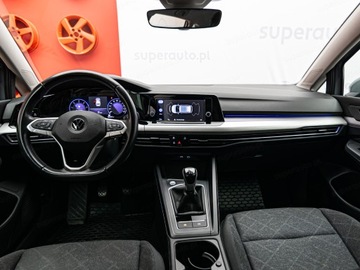 Volkswagen Golf VIII Variant 2.0 TDI 115KM 2022 VOLKSWAGEN Golf 2.0 TDI SCR Life Combi 115KM 2022, zdjęcie 10