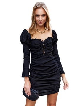 Czarna sukienka z marszczeniami By o la la