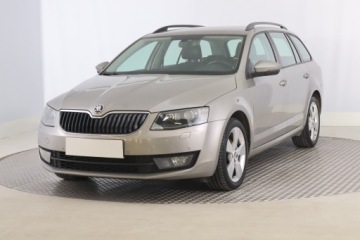 Skoda Octavia III Kombi 2.0 TDI 150KM 2016 Skoda Octavia 2.0 TDI, Salon Polska, Xenon, zdjęcie 1