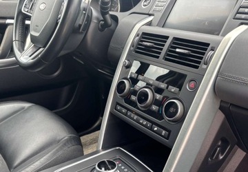 Land Rover Discovery Sport SUV 2.0 TD4 150KM 2015 Land Rover Discovery Sport I rejestracja 2016r 2.0 Diesel 150KM, zdjęcie 17