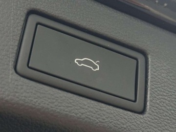 Volkswagen Arteon Fastback Facelifting 2.0 TSI 190KM 2023 Volkswagen Arteon Shooting Brake R-Line 2.0 TSI 190KM DSG, Bogate wyposaze, zdjęcie 37