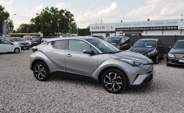 Toyota C-HR I Crossover 1.8 Hybrid 122KM 2018 Toyota C-HR 1.8 Hybryda Kamera Cofania Nawigacja Grz.siedzenia 1.8 Hybryda, zdjęcie 4