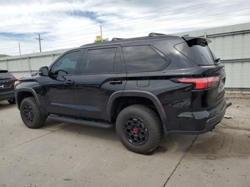 Toyota Sequoia II 2023 Toyota Sequoia Sr5 2023 3.4l 3.4 Hybryda 437KM, zdjęcie 1