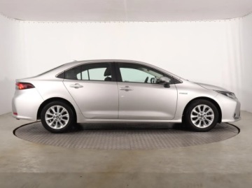 Toyota Corolla XII 2021 Toyota Corolla 1.8 Hybrid, Salon Polska, zdjęcie 4