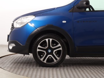 Dacia Lodgy Minivan Facelifting 1.5 Blue dCi 115KM 2021 Dacia Lodgy 1.5 Blue dCi, Salon Polska, zdjęcie 14