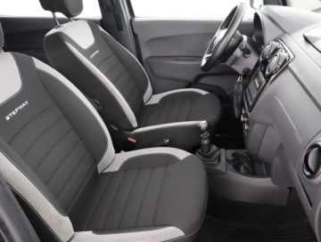 Dacia Lodgy Minivan Facelifting 1.5 Blue dCi 115KM 2022 Dacia Lodgy 1.5 Blue dCi, Salon Polska, zdjęcie 8