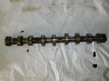 Wałek ssący rozrządu 7567238 BMW E90