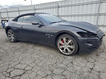 Maserati GranTurismo 2011 Maserati GranTurismo S 2011 4.7L 4.7 Benzyna 433KM, zdjęcie 4