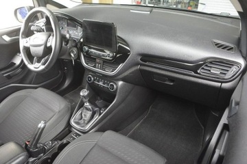 Ford Fiesta VIII Hatchback 3d 1.0 EcoBoost 100KM 2018 Ford Fiesta 1.0 EcoBoost doinwestowany gwarancja, zdjęcie 12