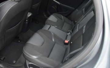 Volvo V40 II Cross Country D2 115KM 2015 Volvo V40 1.6D 2015r Navi Klima Tempomat Hak Sprowadzony 1.6 Diesel, zdjęcie 13