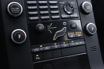 Volvo V70 III Kombi 2.0 TD 136KM 2009 Volvo V70 2.0 D, Navi, Klima, Klimatronic, zdjęcie 15