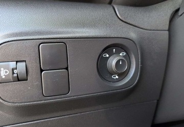 Citroen C3 III Hatchback Facelifting 1.2 PureTech 83KM 2023 Citroen C3 1.2 PureTech Shine SalonPL FVat Zadbany Niski Przebieg Od Reki, zdjęcie 16