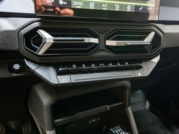 Dacia Bigster 1.2 mild hybrid 140 140KM 2025 Od ręki - Expression LPG 1.2 TCe mHEV 140KM / Pakiet Zimowy, Easy, zdjęcie 10