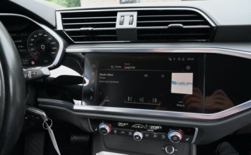 Audi Q3 II SUV 2.0 35 TDI 150KM 2023 Audi Q3 2,0 TDI 150 KM S-LINE Alkantara Full Led Virtual Kamera 2.0 Diesel, zdjęcie 16
