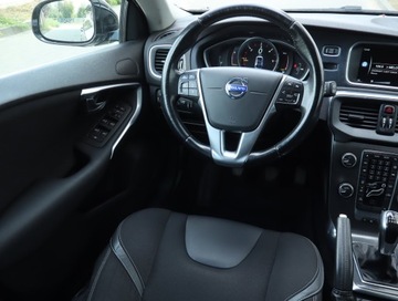 Volvo S40 II 2014 Volvo V40 2.0 D4, 187 KM, Skóra, Navi, Klima, zdjęcie 6