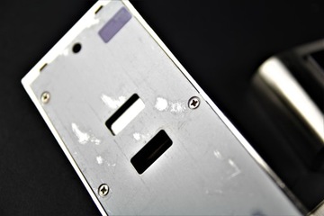 РУЧКА С ПРИЛОЖЕНИЕМ КОДОВОГО ЗАМКА КОНТРОЛЯ ДОСТУПА