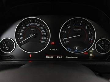 BMW Seria 3 F30-F31-F34 Limuzyna Facelifting 2.0 330e 252KM 2018 BMW 330 PHEV full LED skóra navi czujniki, zdjęcie 21