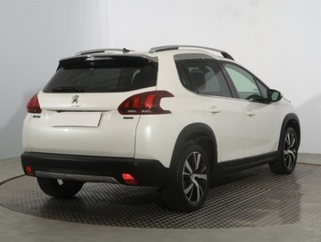 Peugeot 2008 I SUV Facelifting 1.2 PureTech 110KM 2016 Peugeot 2008 1.2 PureTech, Salon Polska, zdjęcie 4