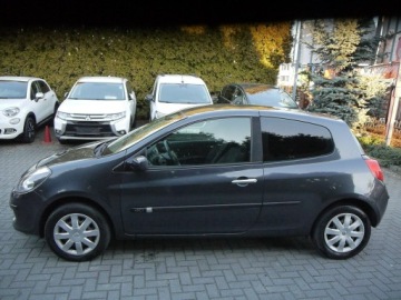 Renault Clio III Hatchback 5d 1.5 dCi 86KM 2006 Renault Clio klima Stan b.dobry bez rdzy i korozji, zdjęcie 9