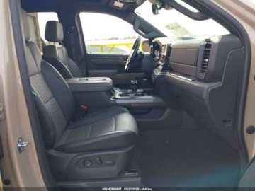 Chevrolet Silverado II 2022 Chevrolet Silverado 1500 Short Bed ZR2 2022 6.2l 6.2 Benzyna 420KM, zdjęcie 9