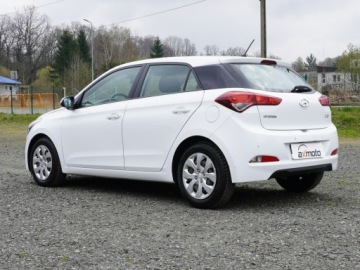 Hyundai i20 II Active 1.4 100KM 2016 Hyundai i20 Automat Klima Mały przebieg, zdjęcie 6
