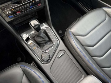 Volkswagen Tiguan II SUV R 2.0 TSI 320KM 2023 Volkswagen Tiguan TSI 4Motion 320KM R Harman Kardon Area View Hak FV23, zdjęcie 21