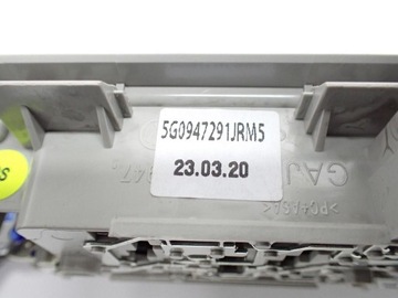 LAMPA INTERIÉR KABINY 5G0947291J VW TOURAN II III 5T 20R