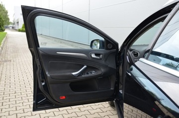 Ford Mondeo IV Kombi 2.0 Duratec Flexifuel 145KM 2009 CZARNE ZAREJESTROWANE 2.0i 145KM SERWIS TITANIUM NAVI CONVERS+ 2xParktronik, zdjęcie 18