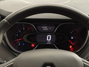 Renault Captur I Crossover ENERGY dCi  90KM 2016 Renault Captur Helly Hansen / Klimatyzacja / Czujn, zdjęcie 14