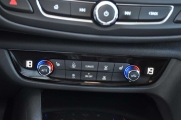 Opel Insignia I Sports Tourer Facelifting 2.0 CDTI Ecotec 170KM 2017 Opel Insignia Modelowo 2018NaviKameraLEDPol SkoraAsystentyTempomat, zdjęcie 13