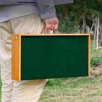 Набор плиток маджонг со складными столами.