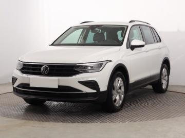 Volkswagen Tiguan II SUV Facelifting 2.0 TSI 190KM 2022 VW Tiguan 2.0 TSI, Salon Polska, 1. Właściciel, zdjęcie 1