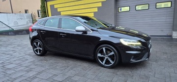 Volvo V40 II Hatchback Facelifting 2.0 D2 120KM 2017 VOLVO V40 R-DESING! Stan idealny!, zdjęcie 4