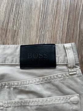 BOSS by HUGO BOSS ARKANSAS FIT CREAM CHINO TROUSERS męskie chinosy 35/30