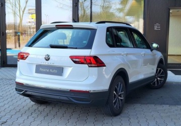 Volkswagen Tiguan II SUV 1.5 TSI EVO 150KM 2020 Volkswagen Tiguan Tiguan 1.5 TSI EVO FV23 Salon PL Kamera Czujniki, zdjęcie 11