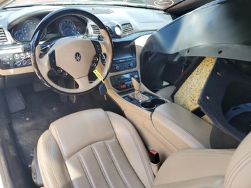 Maserati GranTurismo 4.7 i 440KM 2012 Maserati GranTurismo 2012 Maserati Granturismo S 4.7 Benzyna 440KM, zdjęcie 8