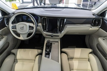 Volvo V60 II  Kombi Facelifting 2.0 B4 B 197KM 2025 Volvo V60 Plus Dark B4 Mild hybrid Benzyna 197 KM, zdjęcie 14
