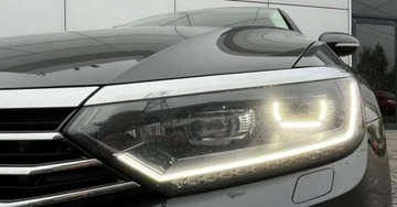 Volkswagen Passat B8 Variant 2.0 TDI BlueMotion SCR 190KM 2019 Volkswagen Passat 4-Motion Automat Navi Parktronic Kamera Alcantara, zdjęcie 3